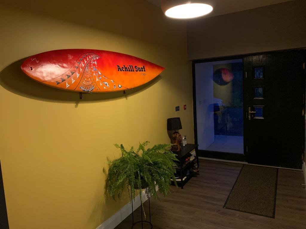 הוסטל Bellanasally Achill Surf Centre מראה חיצוני תמונה